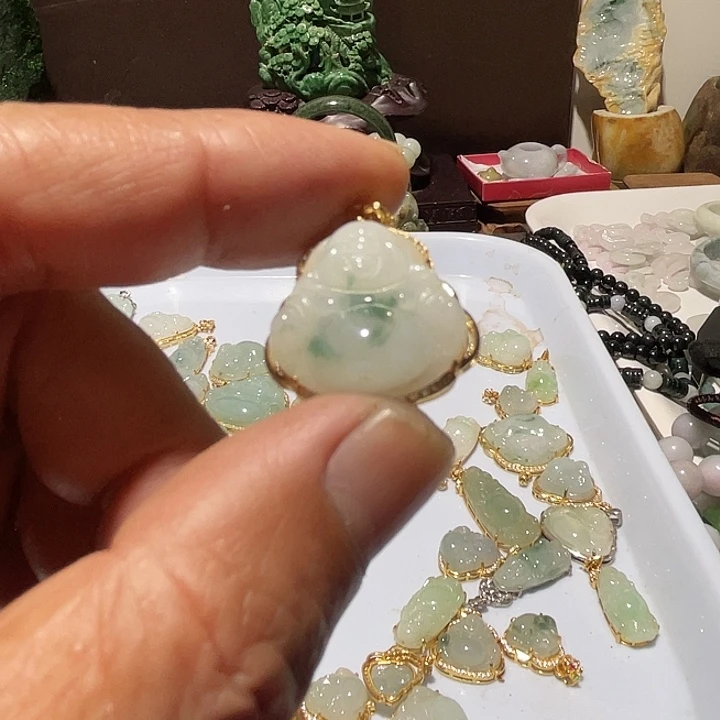 翡翠未镶嵌吊坠(不含链)