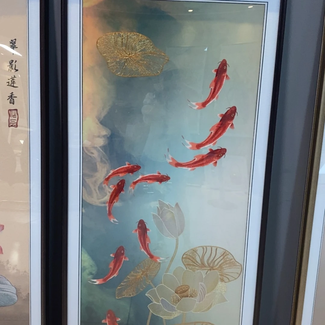 竖款九鱼，实木，电镀