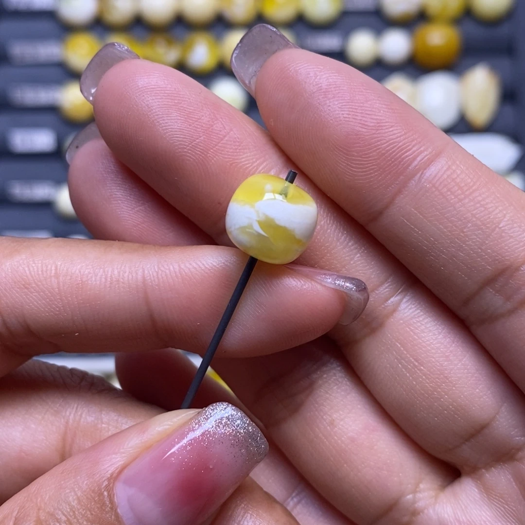 蜜蜡未镶嵌珠宝奇石瓷白橘金溶洞妖花老型11*10mm