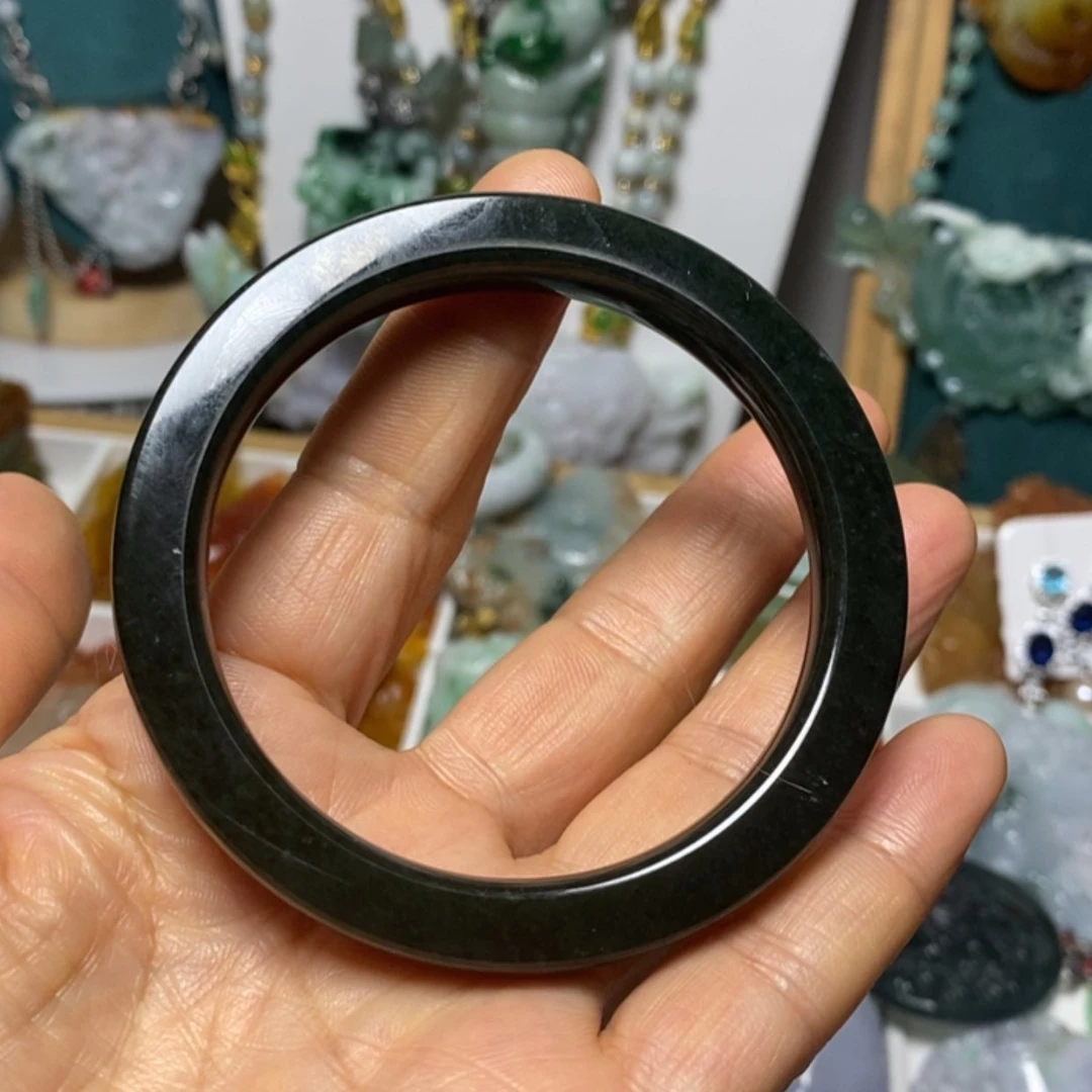 【闪购商品】翡翠吊坠(赠链)未镶嵌