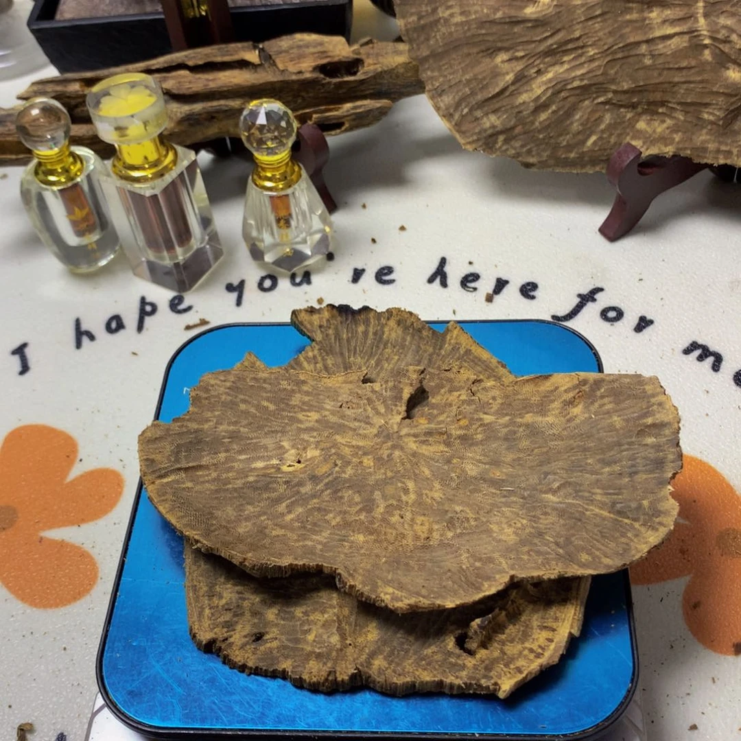 沉香碎屑沉香东**人老板头27克