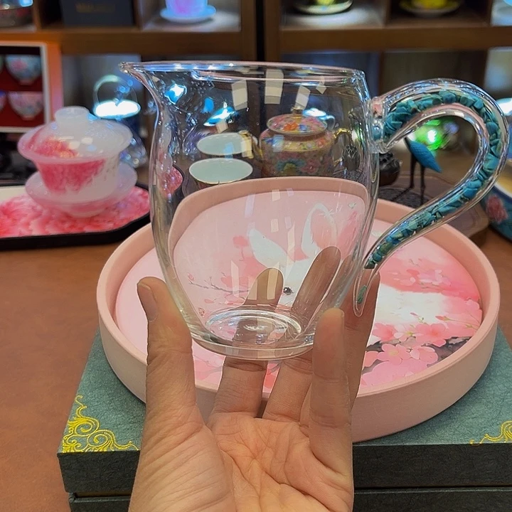 段泥茶杯啦吧哩啦噜啦咯啦