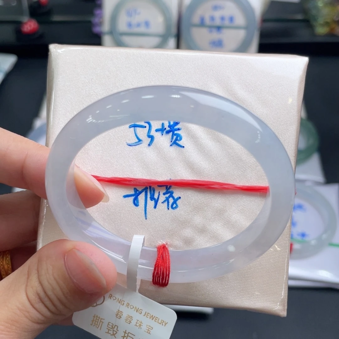 未镶嵌手镯翡翠翡翠手镯