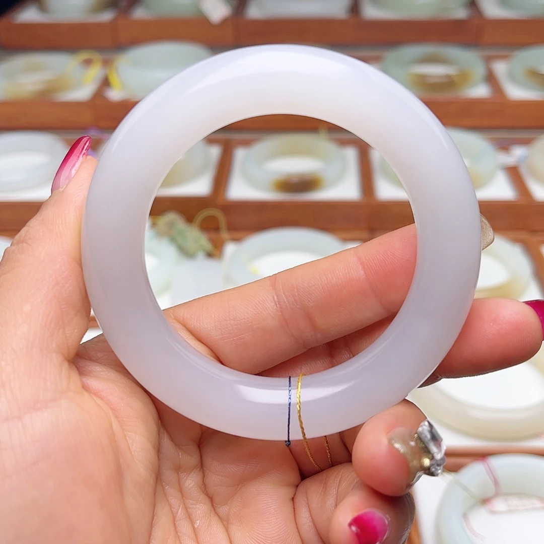 和田玉手镯未镶嵌54.6