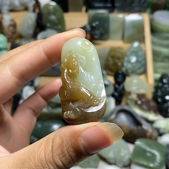 未镶嵌和田玉（糖玉）珠宝半成品华****批