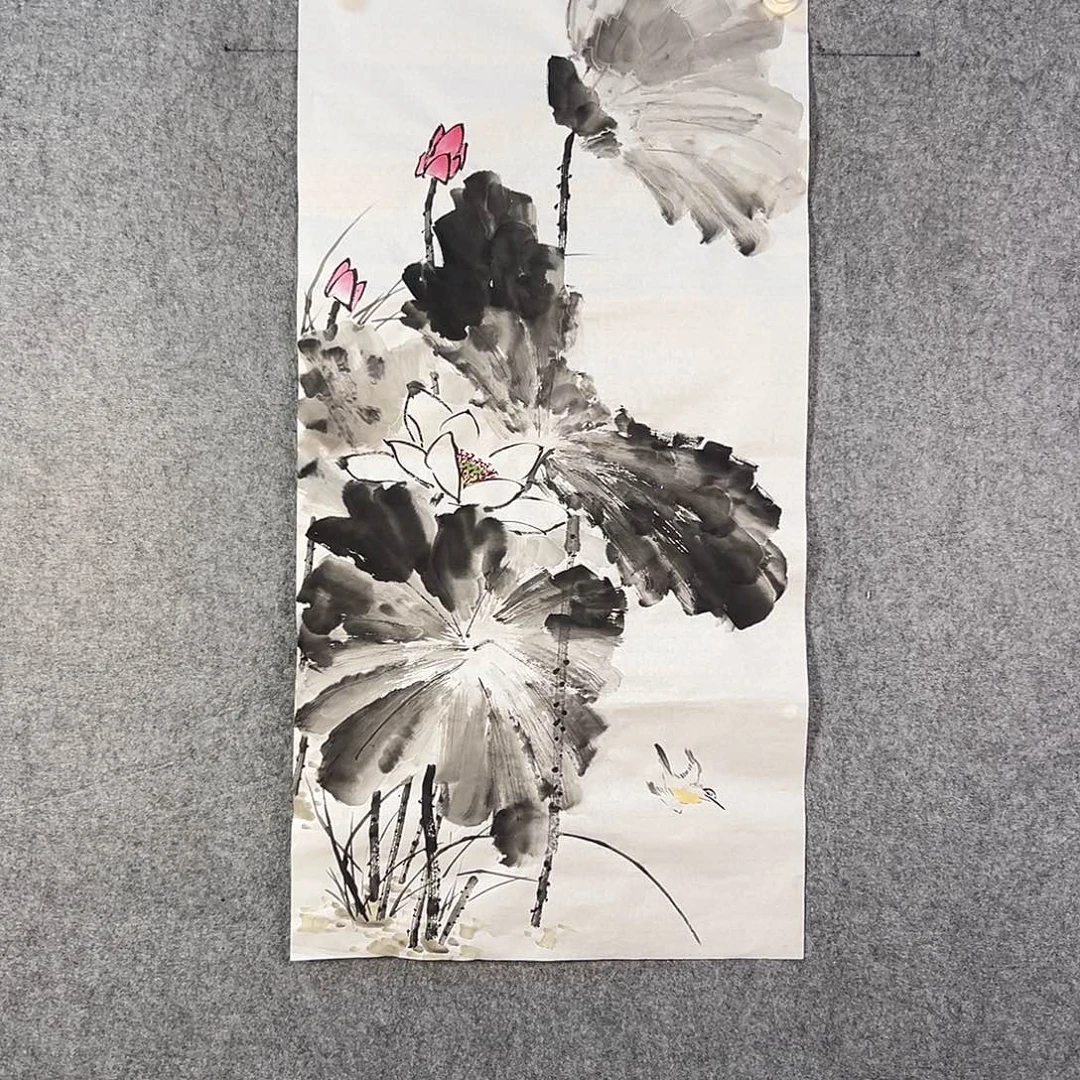 国画223 花鸟在树丛的顶端鸣叫叫声响