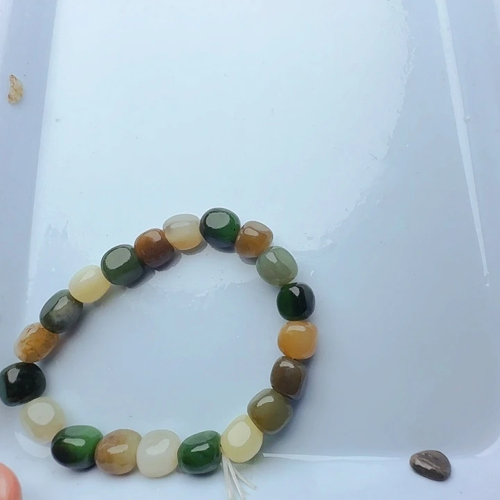 做***色未镶嵌和田玉（糖玉）珠宝半成品