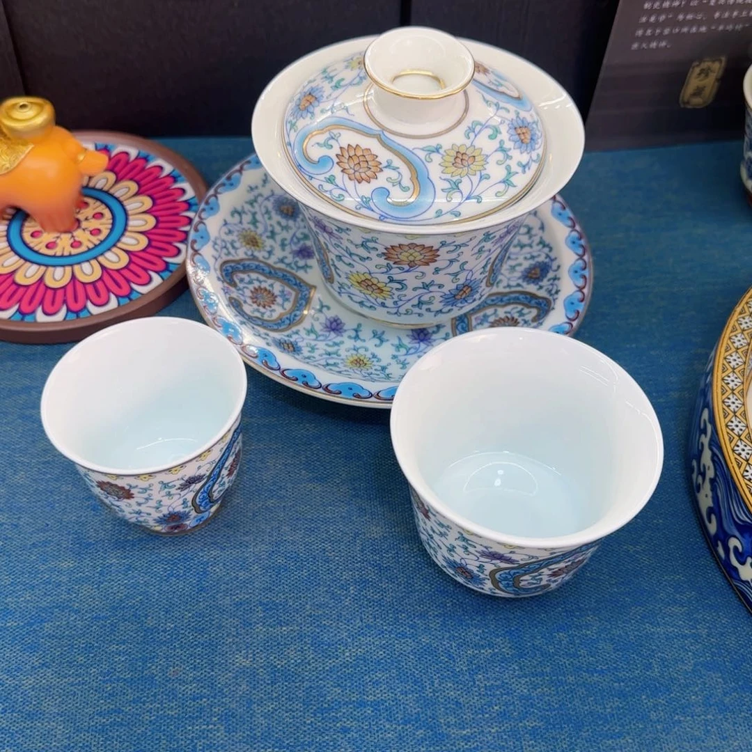 这些盖碗真好看！！！
