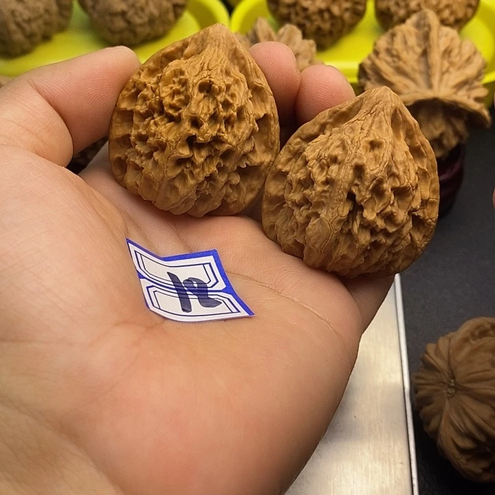 文玩核桃吊坠39秤砣