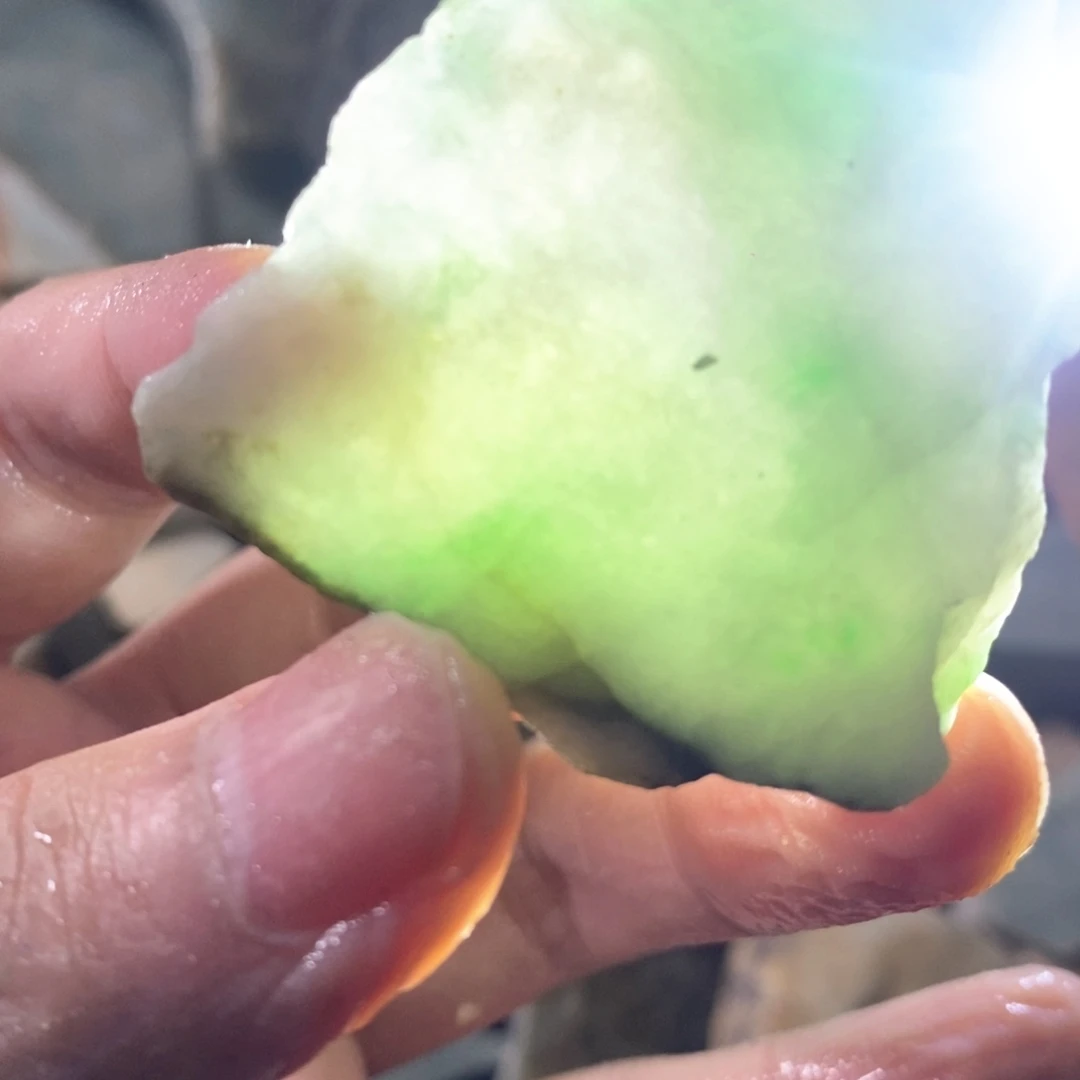 颈饰未镶嵌翡翠天然翡翠