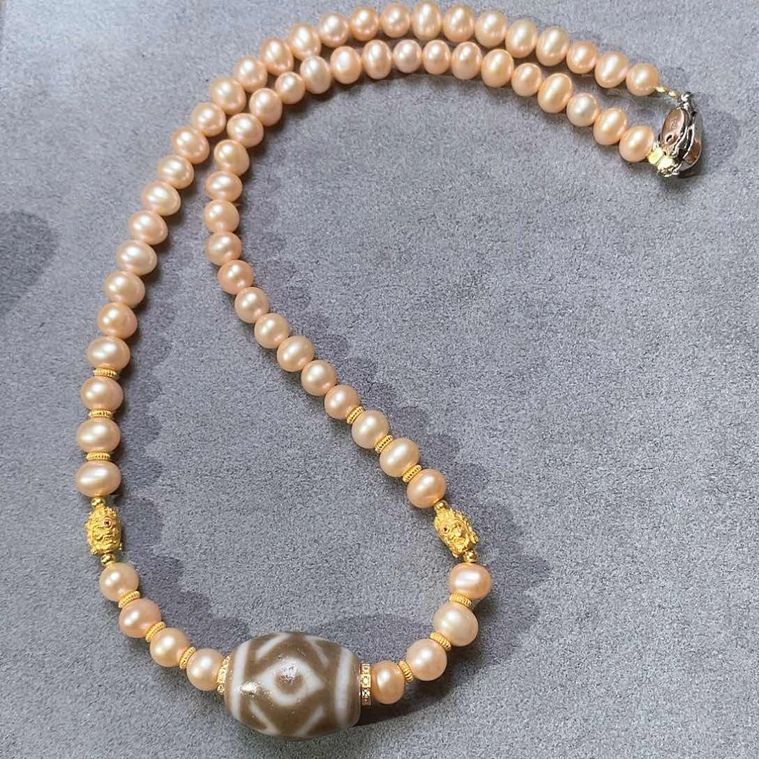 玛瑙/玉髓颈饰未镶嵌