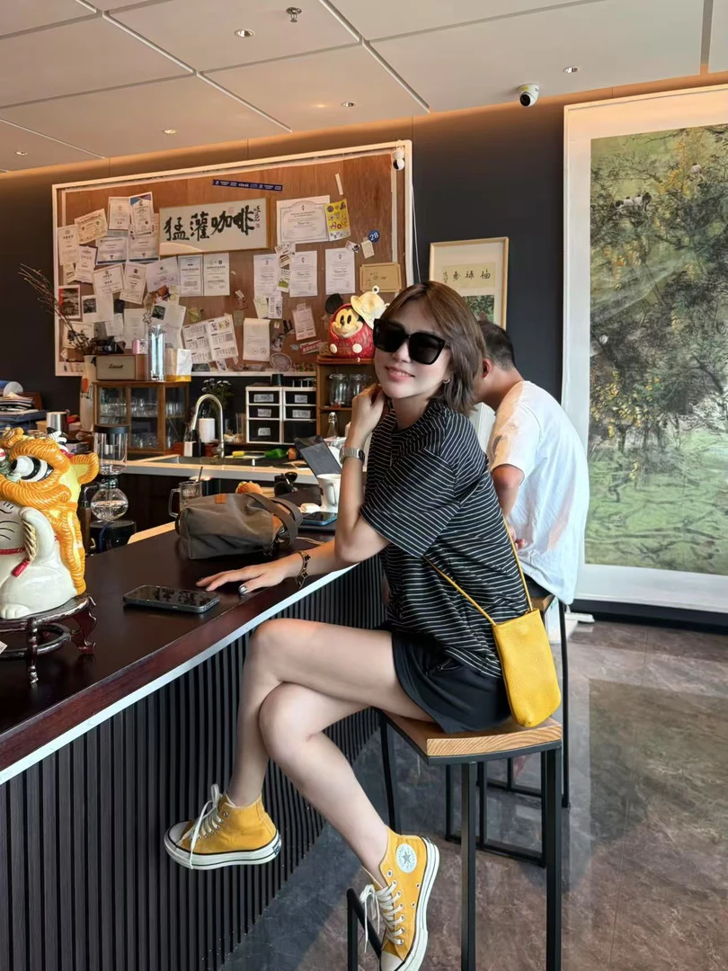 经典条纹圆领T恤 no退no换