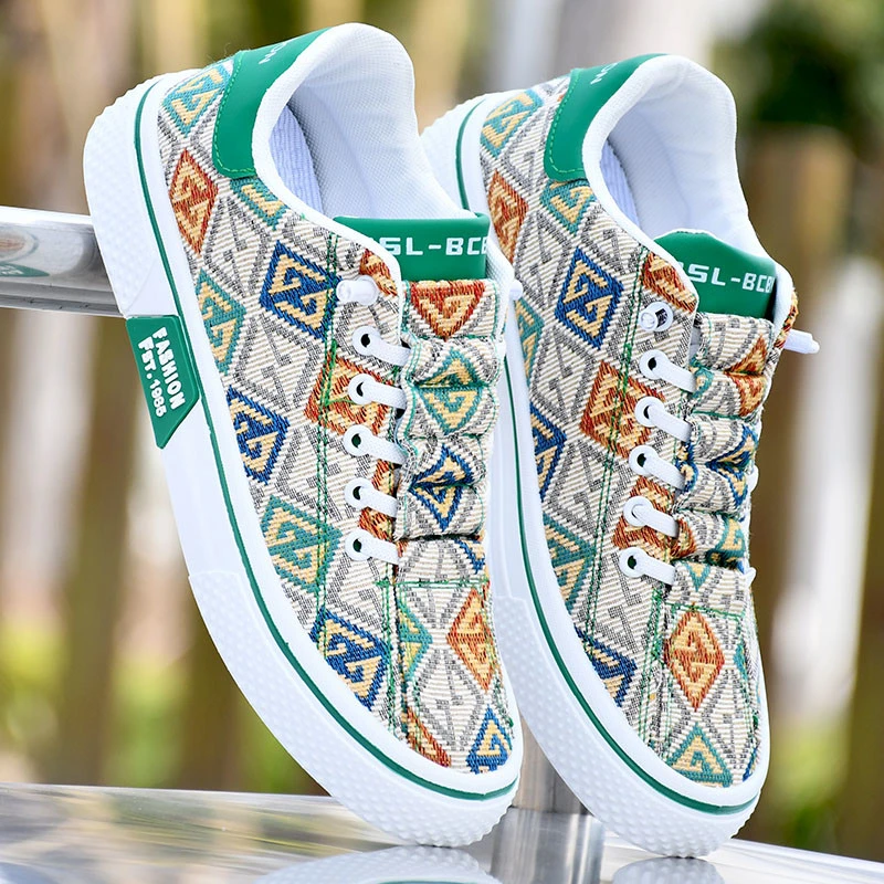 新款老北京布鞋男款爆款网红百搭帅气青年男生软底舒适一脚蹬布鞋