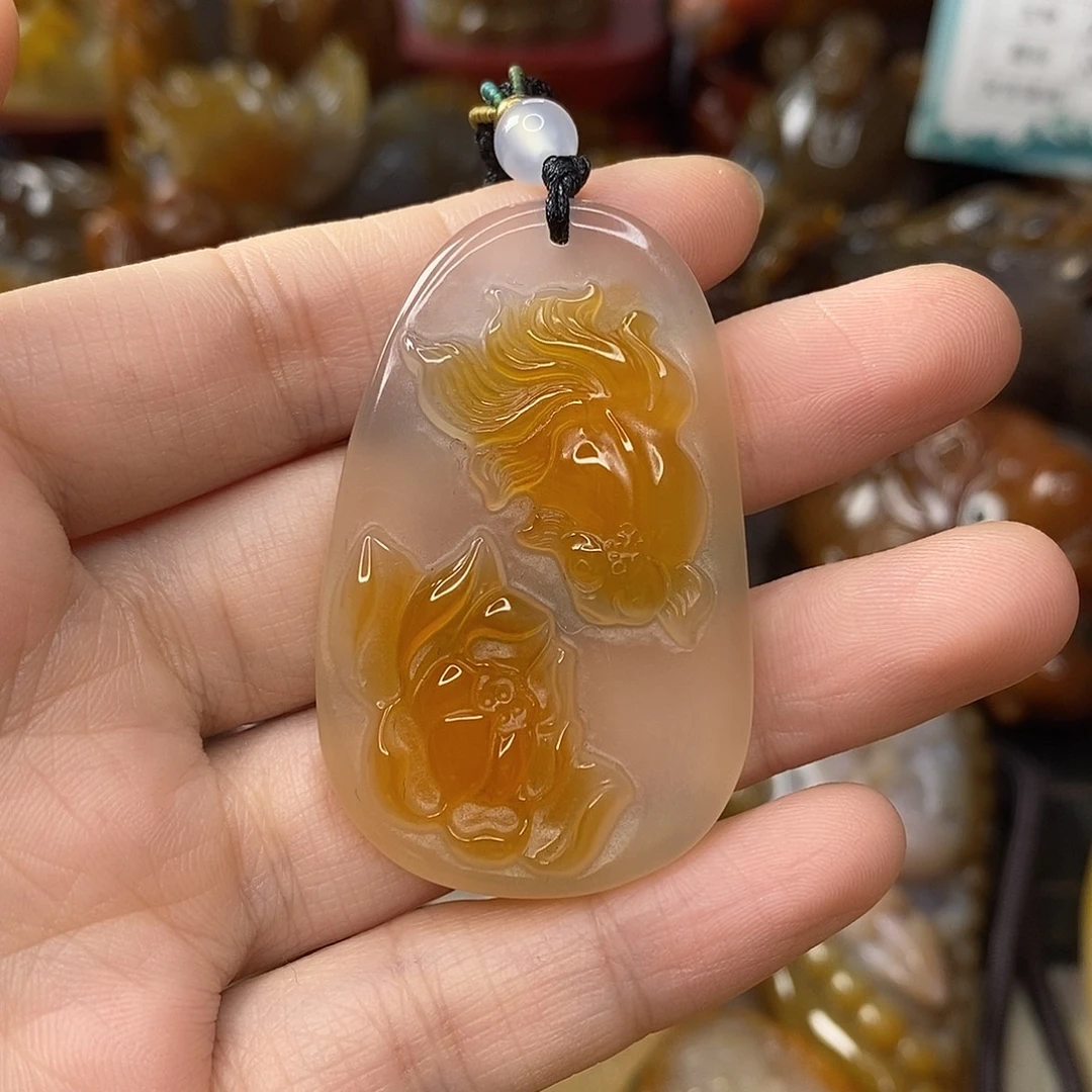 玛瑙/玉髓未镶嵌吊坠