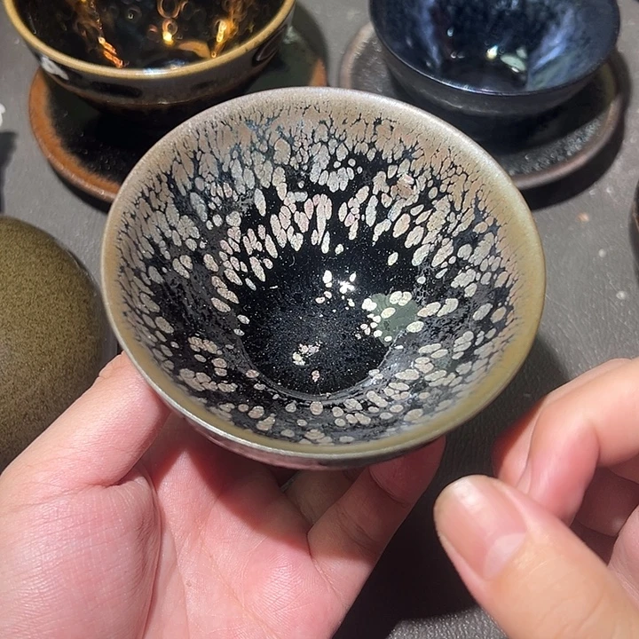 茶盏这个时候才开始准备