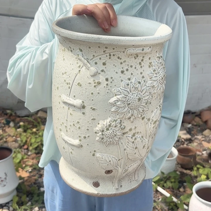 紫砂茶碗太阳花一个口径21*30瑕疵