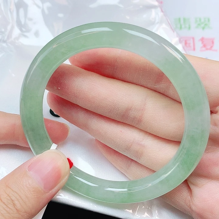 未镶嵌手镯翡翠抖音810