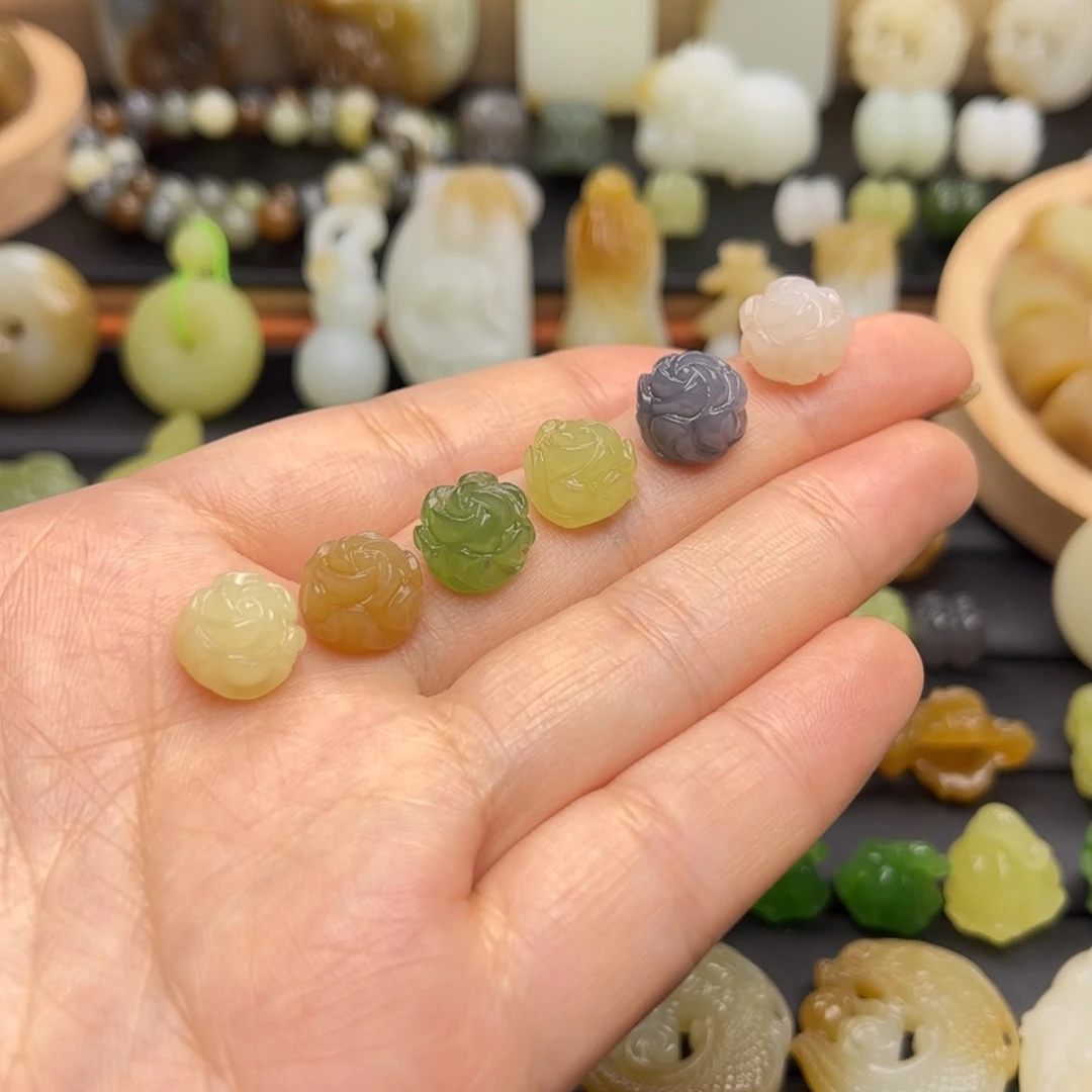 和田玉颈饰未镶嵌静*定制 两个单子合并发货