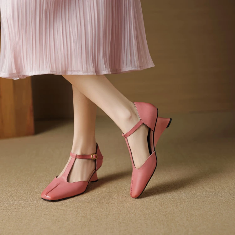 牛皮~5cm小众异型跟高跟鞋法式方头中跟玛丽珍单鞋包头罗马凉鞋女