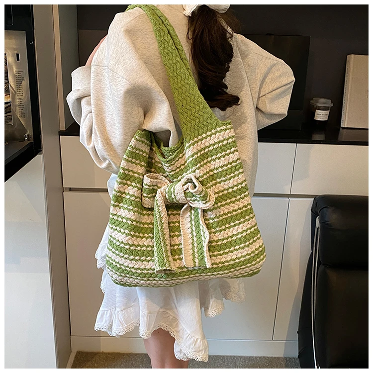 807新款潮流时尚单肩百搭撞色毛线编织包大容量通勤手提购物袋