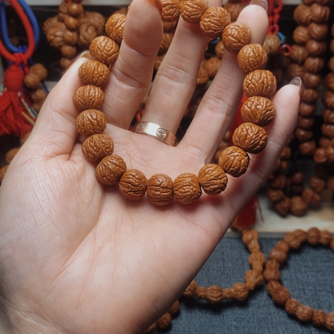 吊坠桃核龙纹桃枭