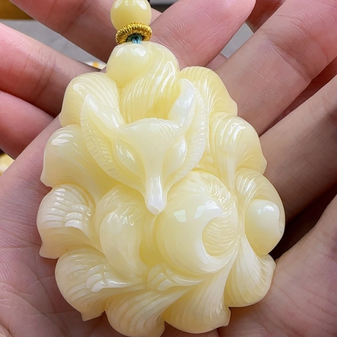 未镶嵌蜜蜡珠宝奇石