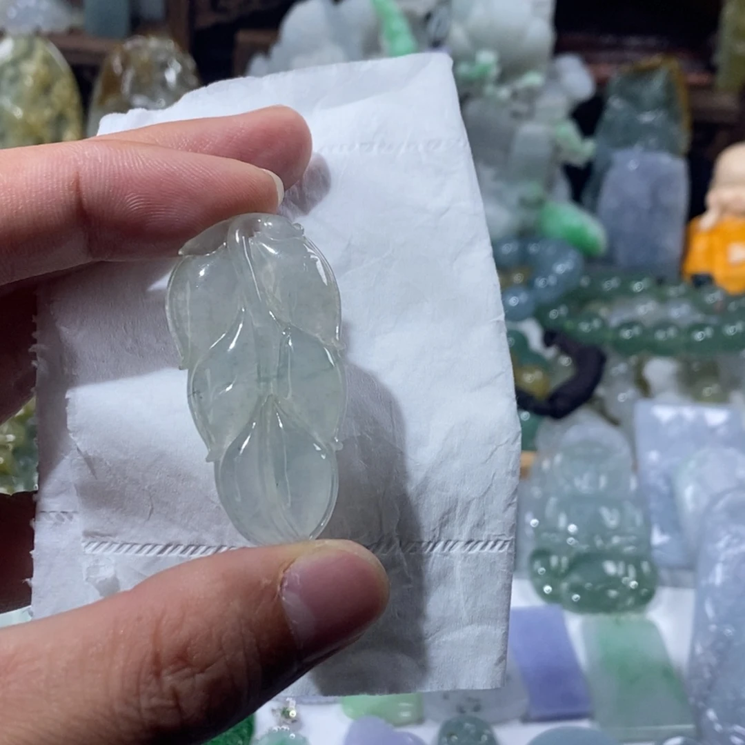 翡翠未镶嵌吊坠(不含链)叶子