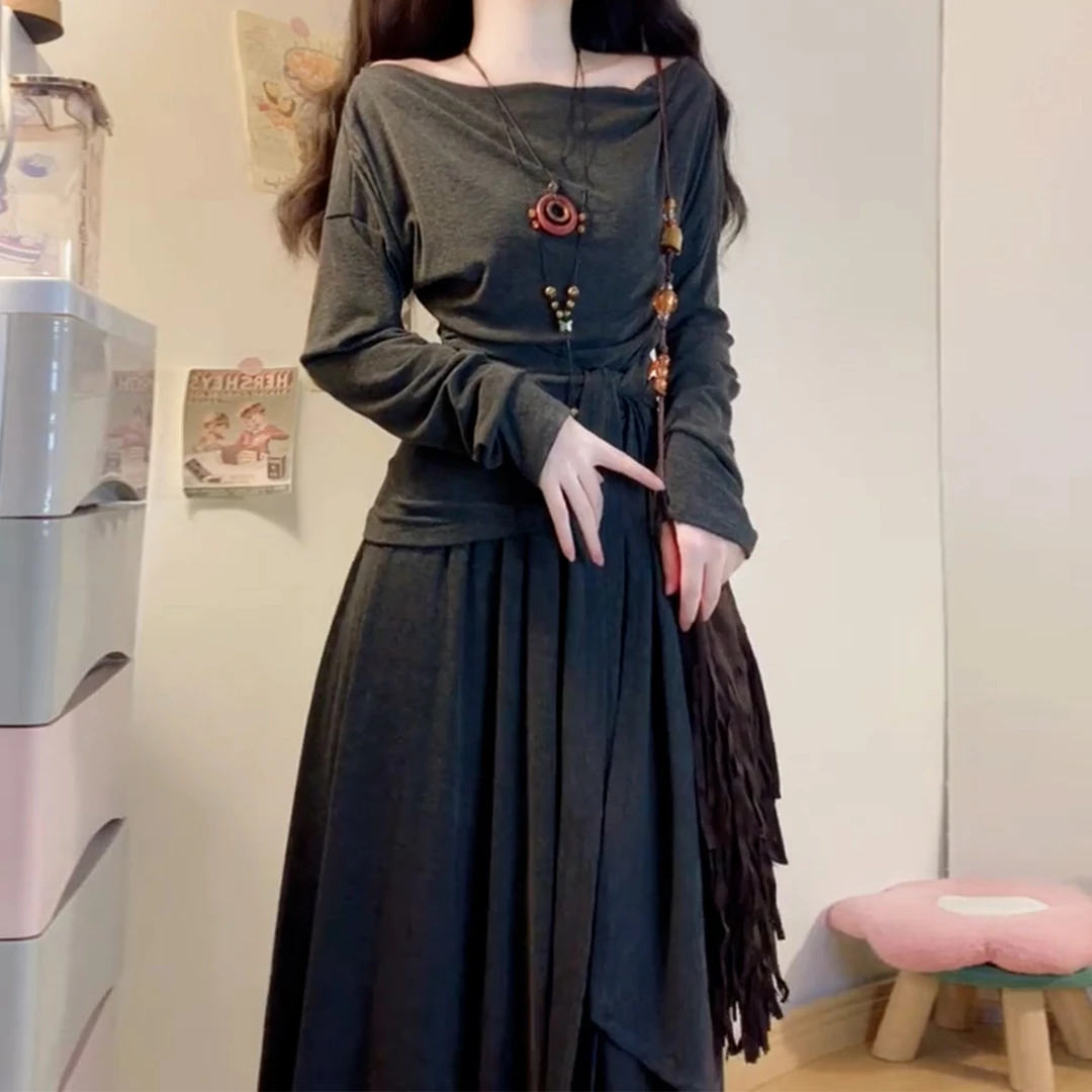 法式高级感灰色长袖连衣裙子女2025新款秋冬韩系穿搭一整套装长裙