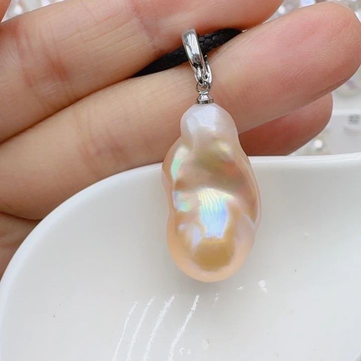 未镶嵌颈饰淡水珍珠