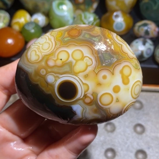 未镶嵌玛瑙/玉髓珠宝半成品75