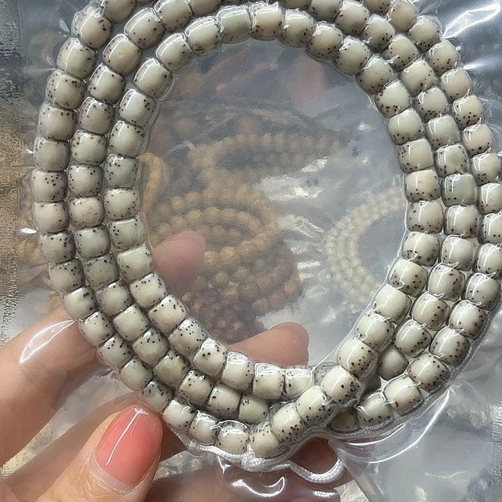 手串星月菩提石玉料直切大留白