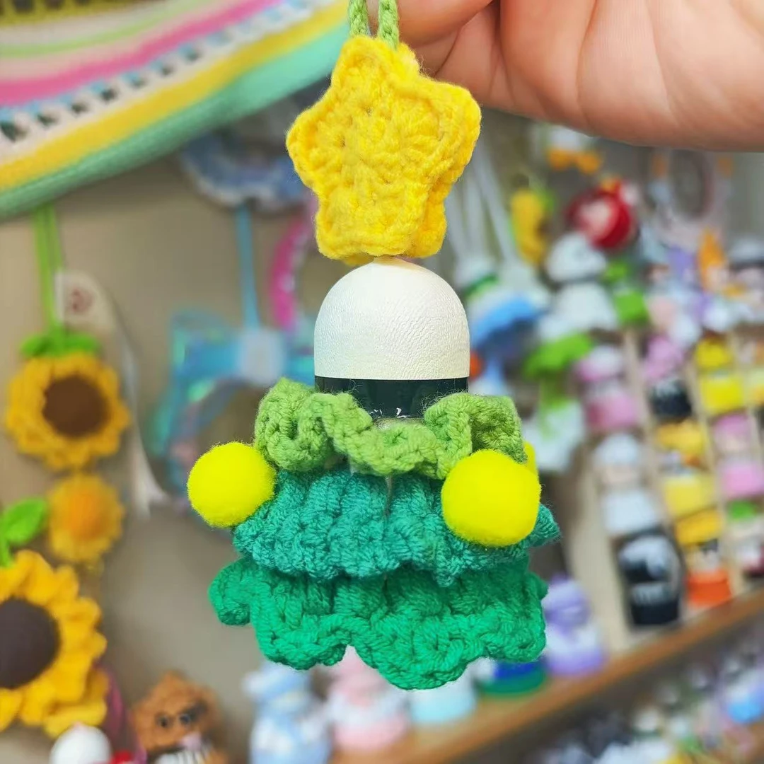 成品手工钩织羽毛球挂件圣诞配色背包挂件羽毛球手工diy艺术品