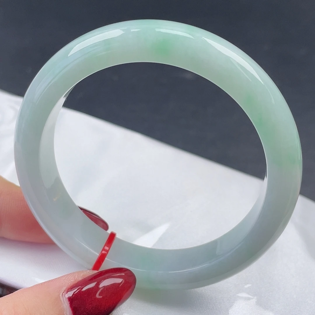 翡翠未镶嵌手镯56圈口