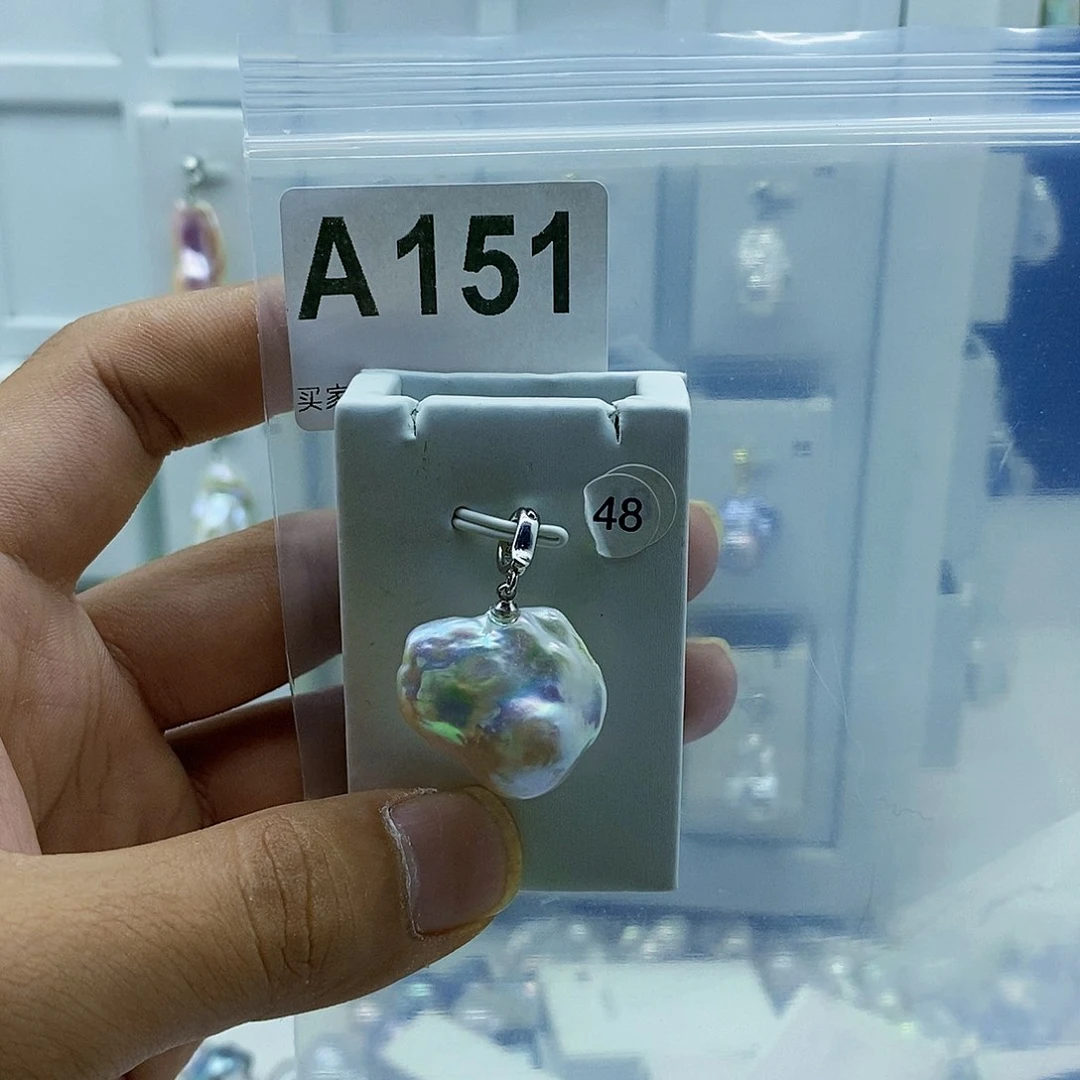 淡水珍珠合金颈饰