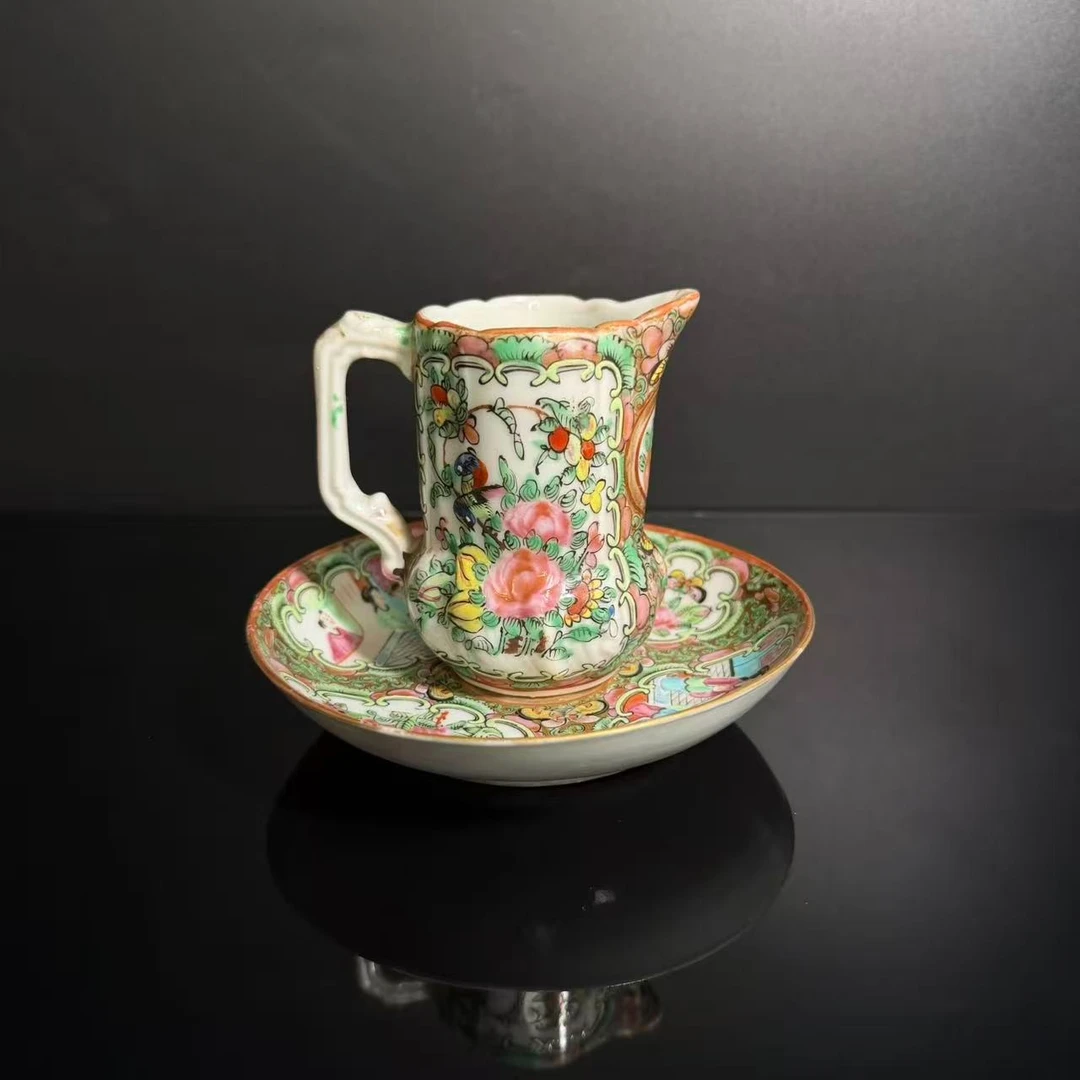 Lot16广彩人物纹杯碟清代年制款高8.5cm杯口6cm-YC10290013501111