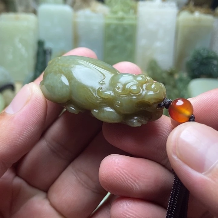 和田玉未镶嵌挂件