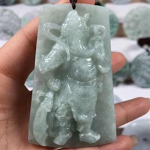 翡翠颈饰未镶嵌关二爷福利