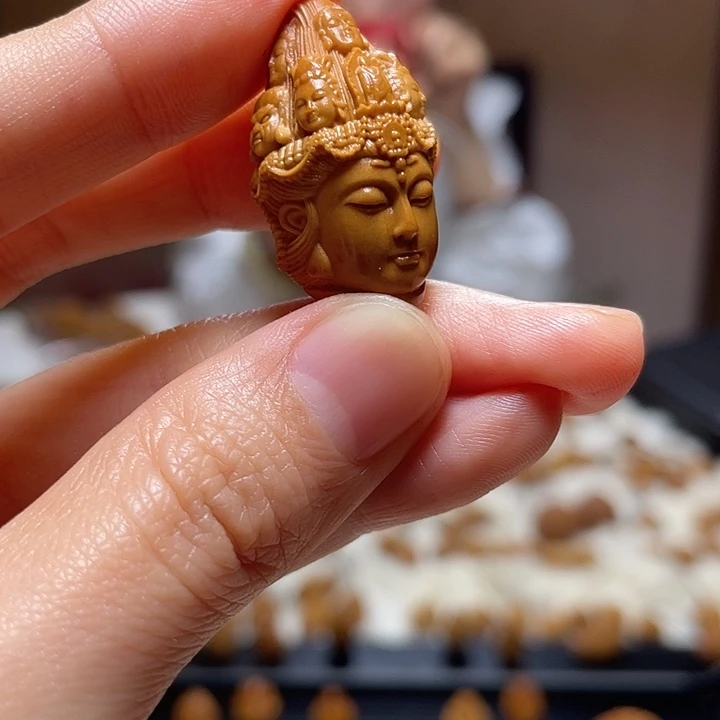 橄榄核吊坠万佛观音