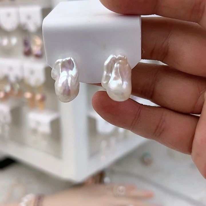 银S925镶嵌耳饰淡水珍珠