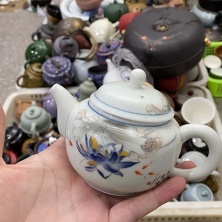 陶瓷艺术品及陶瓷壶