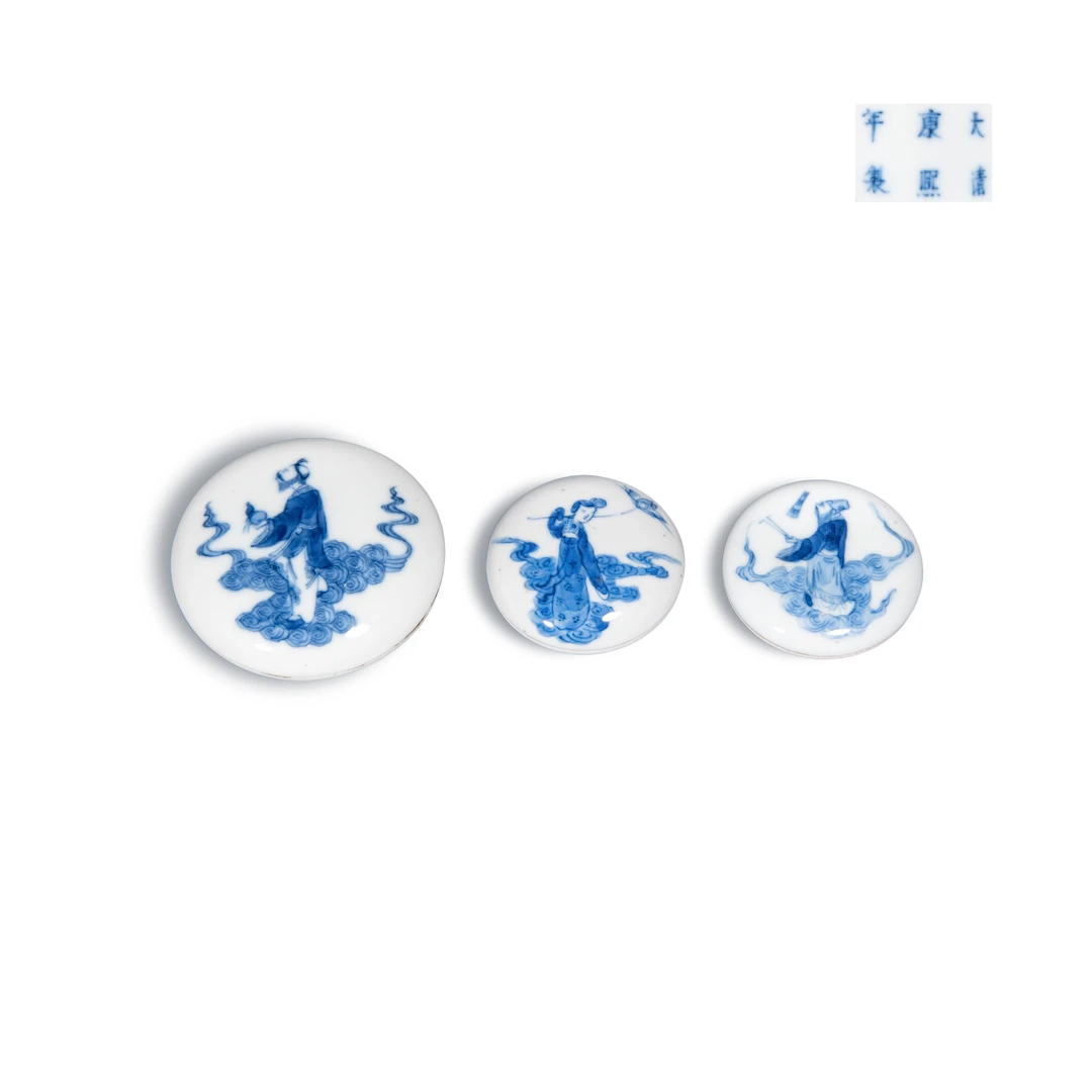 22.清晚期 青花人物印盒（一组3件）