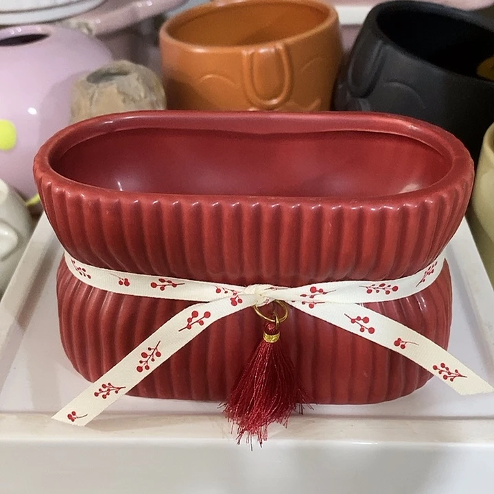 摆件陶盆有孔 瑕疵介意勿拍
