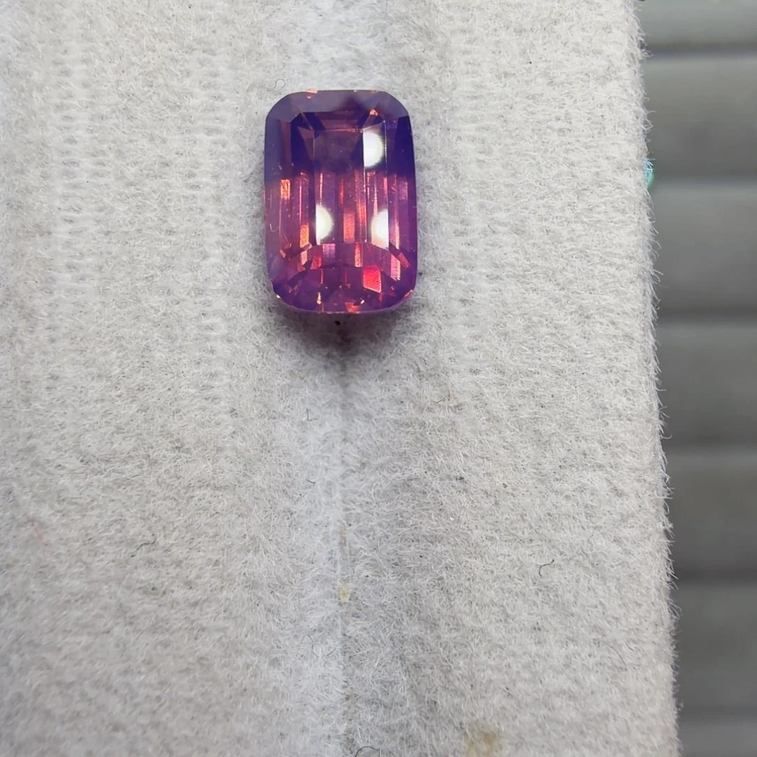 彩色蓝宝石裸石1.53ct无烧