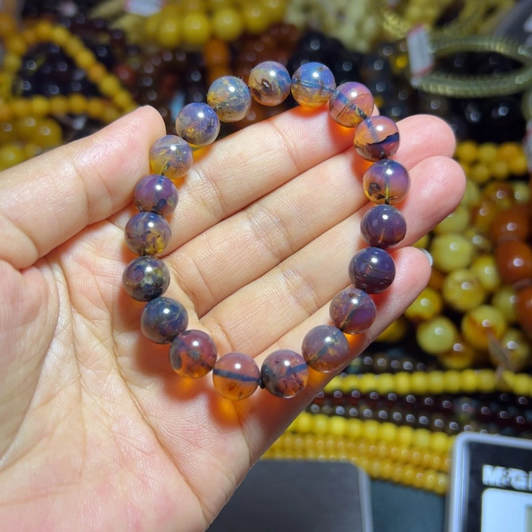 未镶嵌琥珀珠宝奇石109