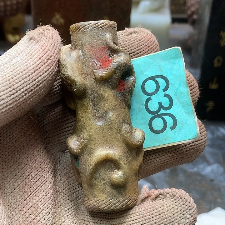 未镶嵌和田玉挂件