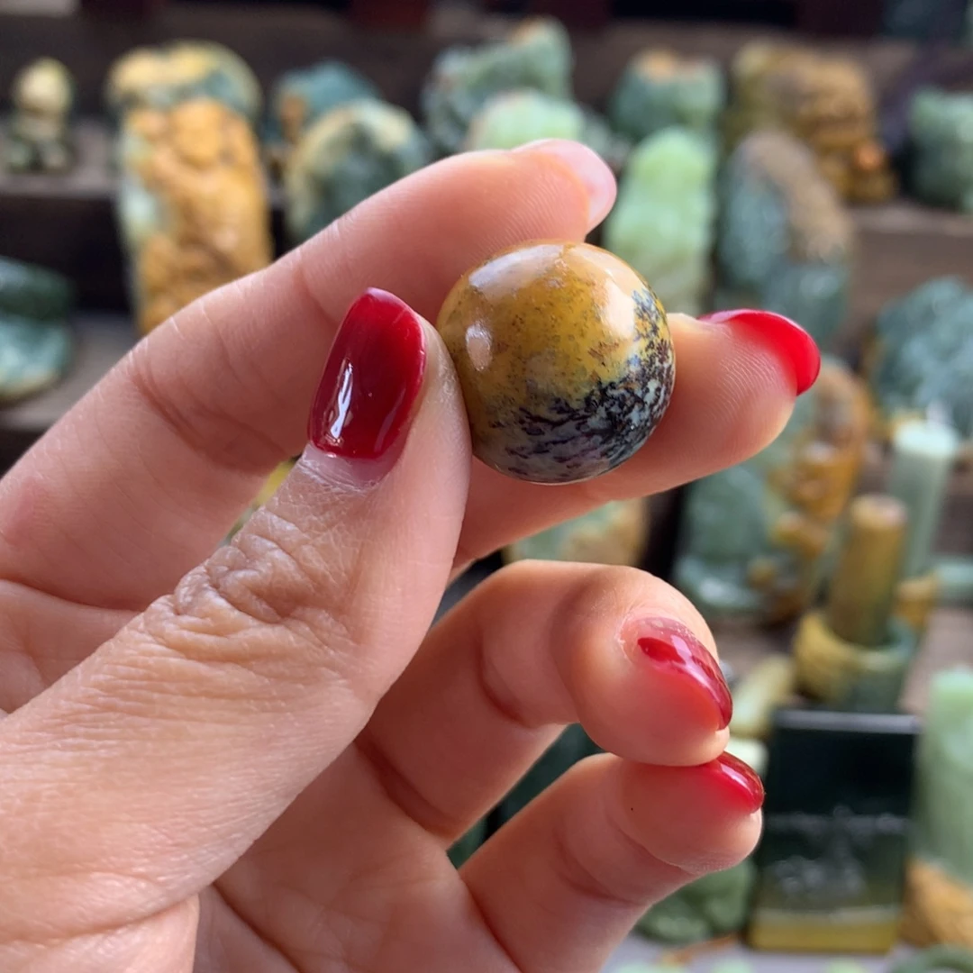 岫岩河磨玉（透闪石质玉）挂件未镶嵌铁***驴