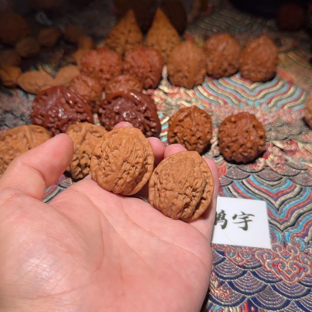 把件核桃097号35原树玉观音文玩核桃