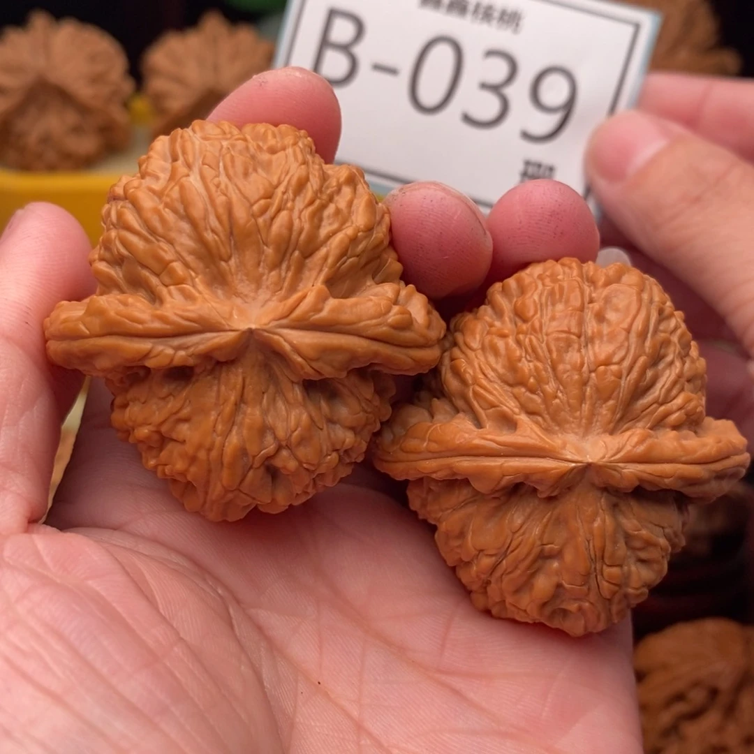 文玩核桃把件球白42