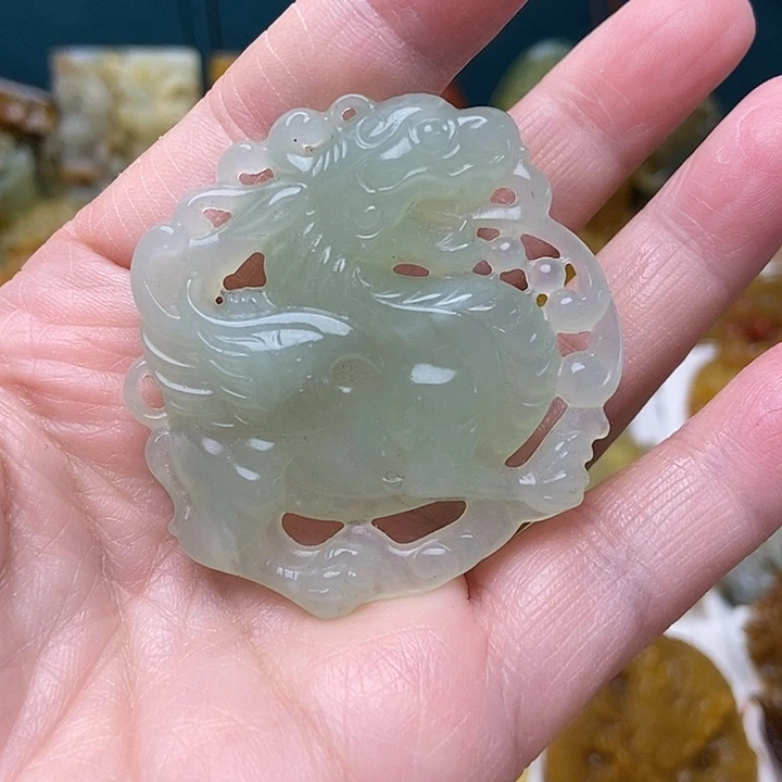 蛇纹石玉合金颈饰