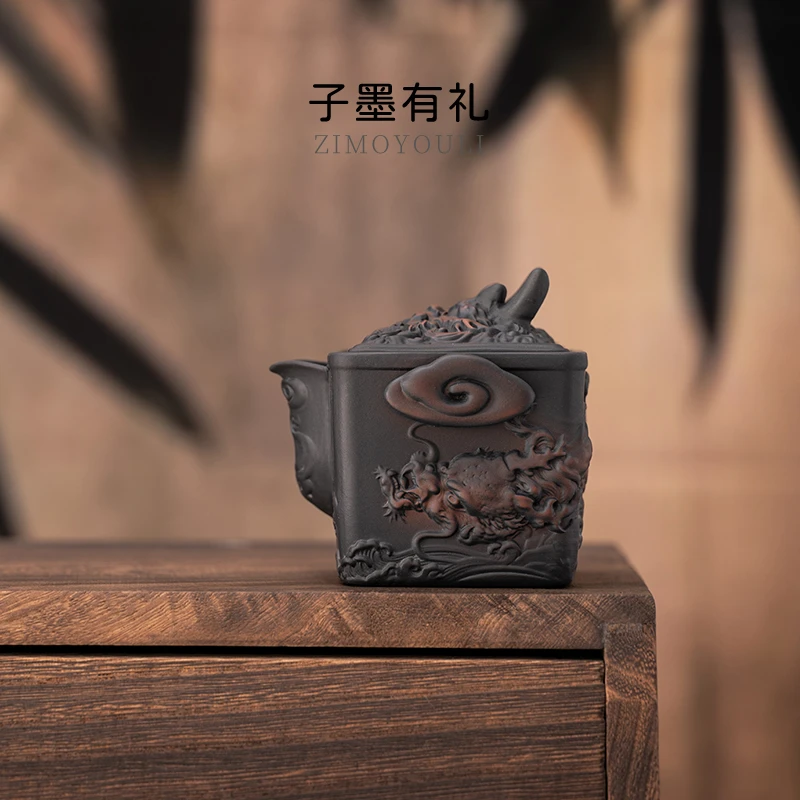 子墨专属紫陶四方祥龙手抓壶